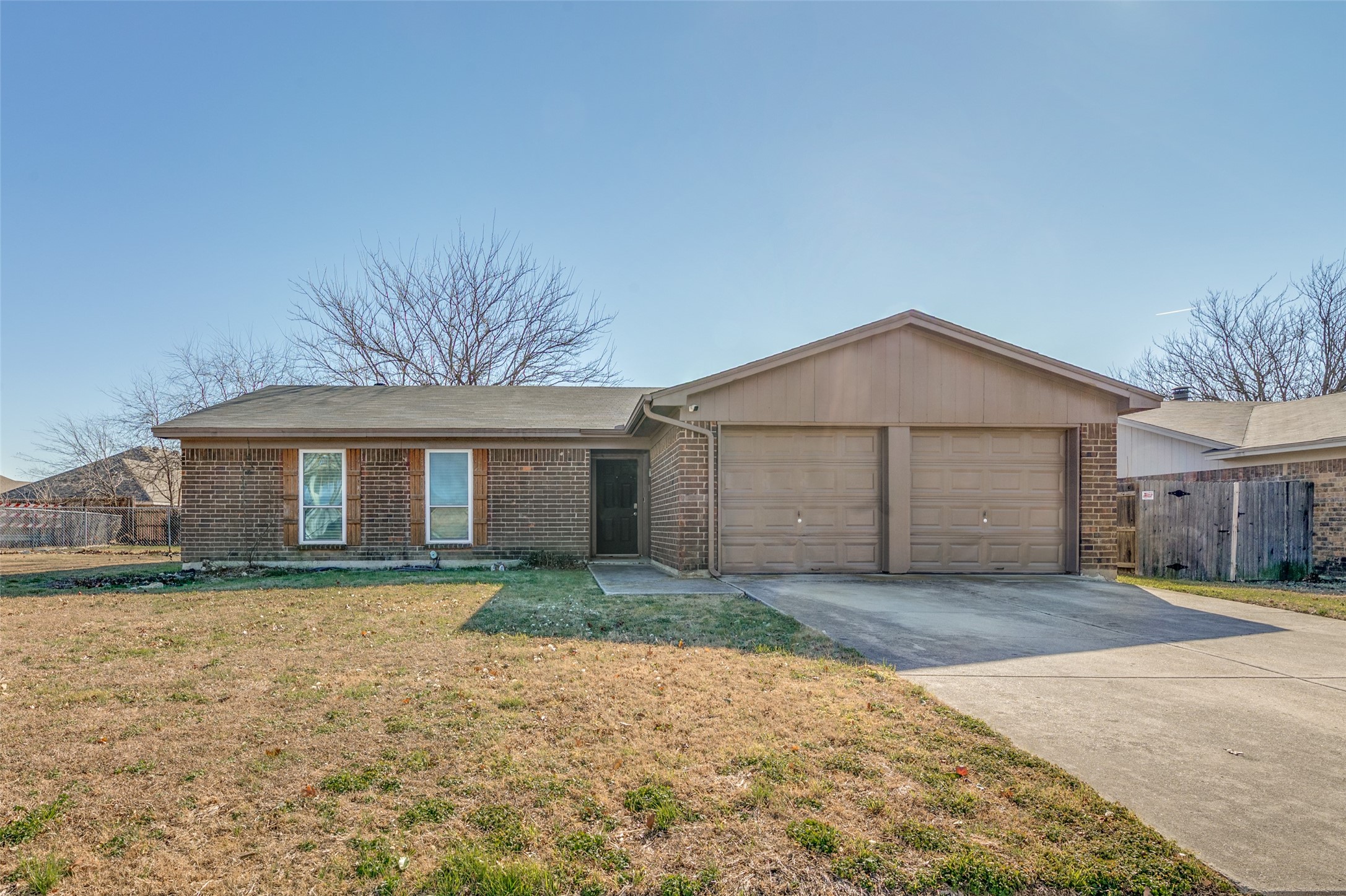 701 Meadowdale Drive Saginaw TX 76179
