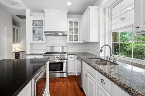 703 Heatherglen Drive Southlake TX 76092