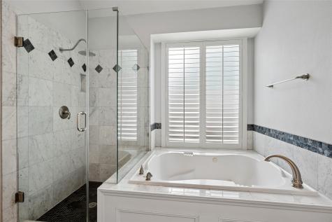 703 Heatherglen Drive Southlake TX 76092