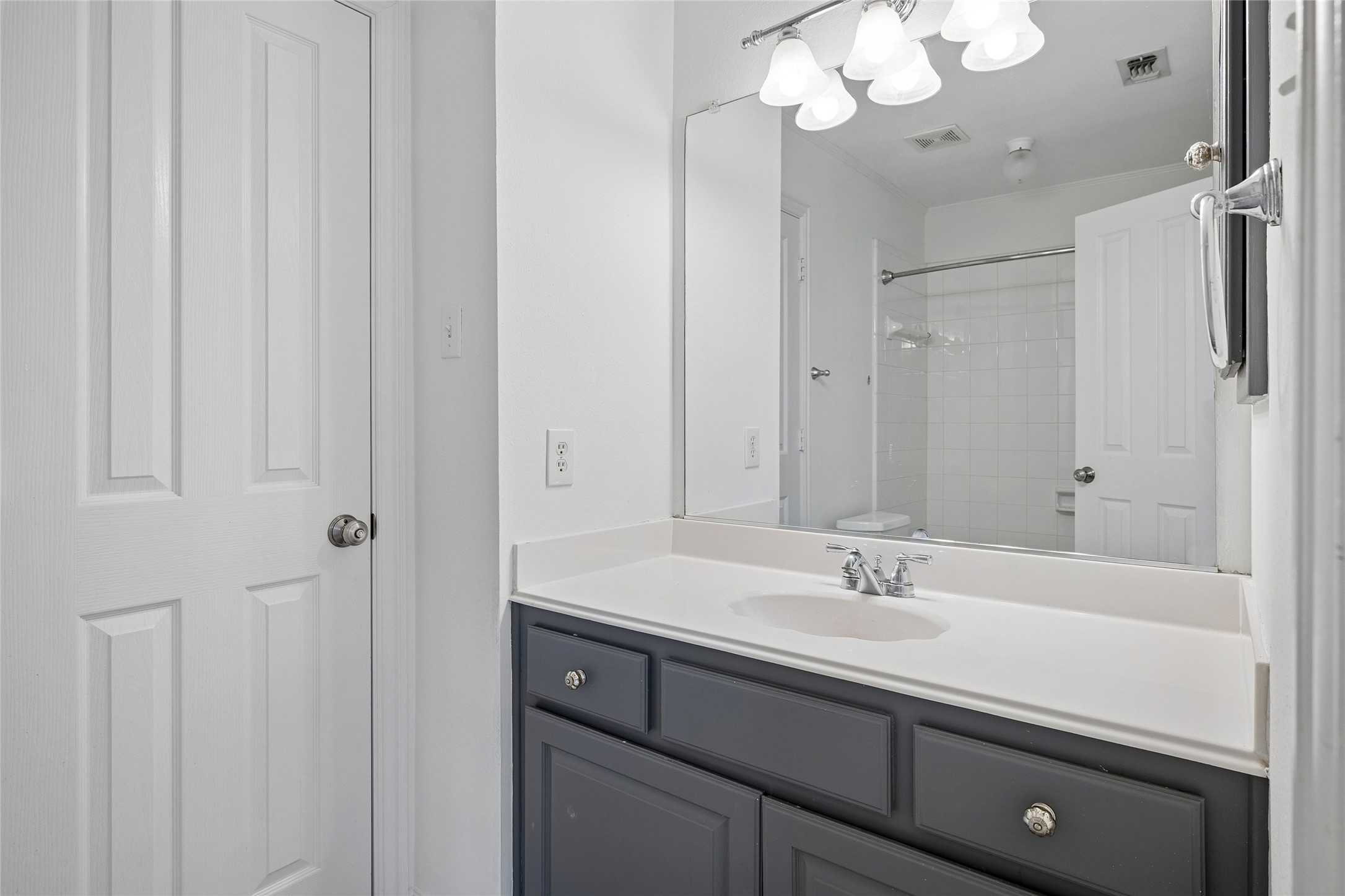703 Heatherglen Drive Southlake TX 76092