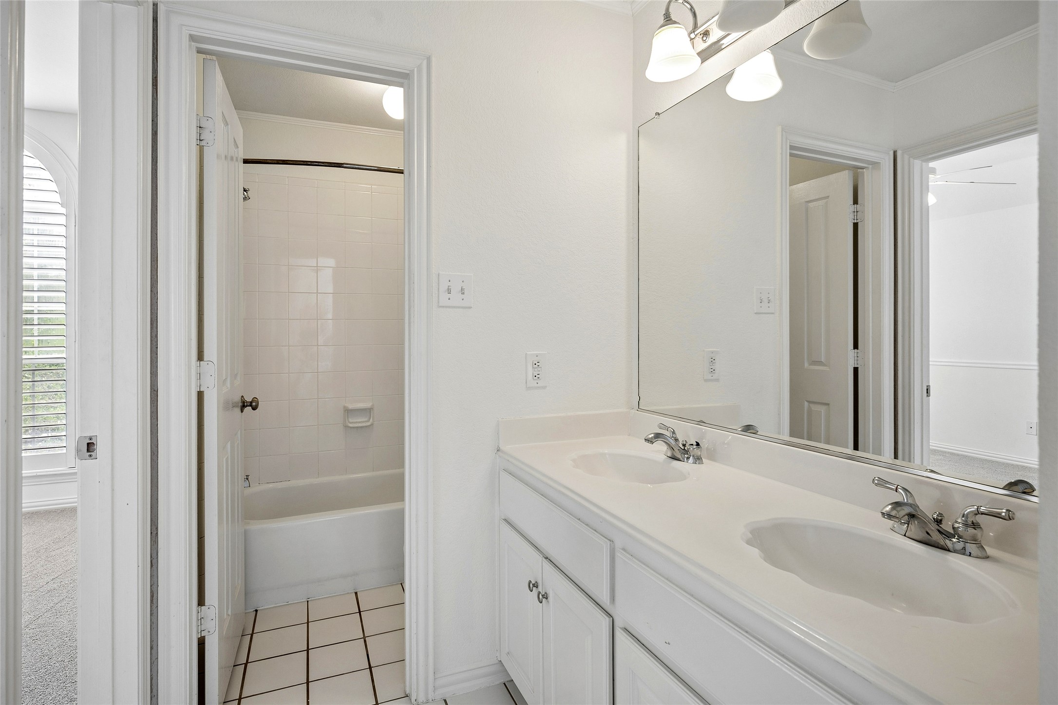 703 Heatherglen Drive Southlake TX 76092