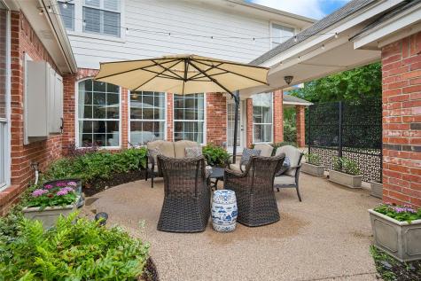 703 Heatherglen Drive Southlake TX 76092