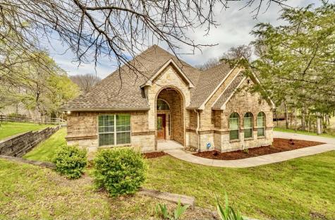 137 N Natural Spring Lane Azle TX 76020