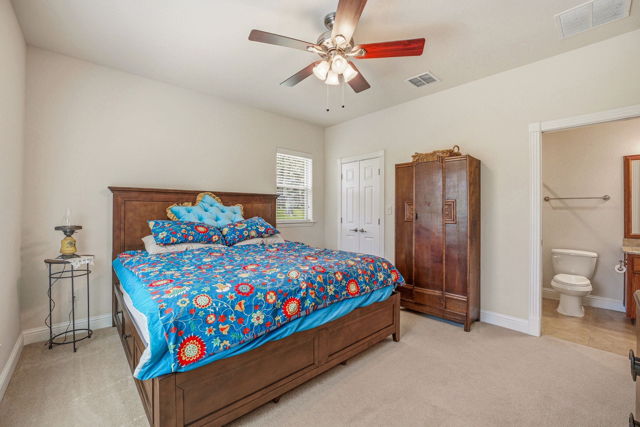 137 N Natural Spring Lane Azle TX 76020
