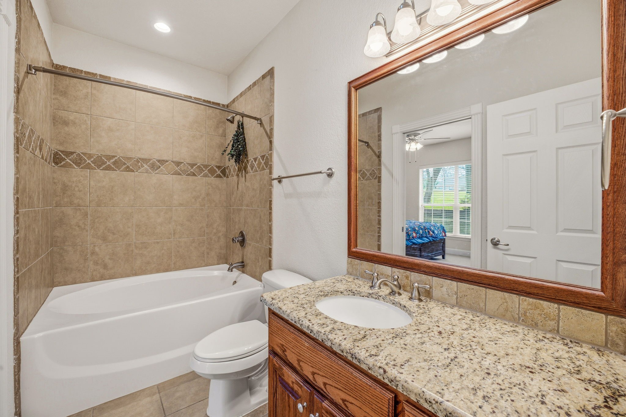137 N Natural Spring Lane Azle TX 76020