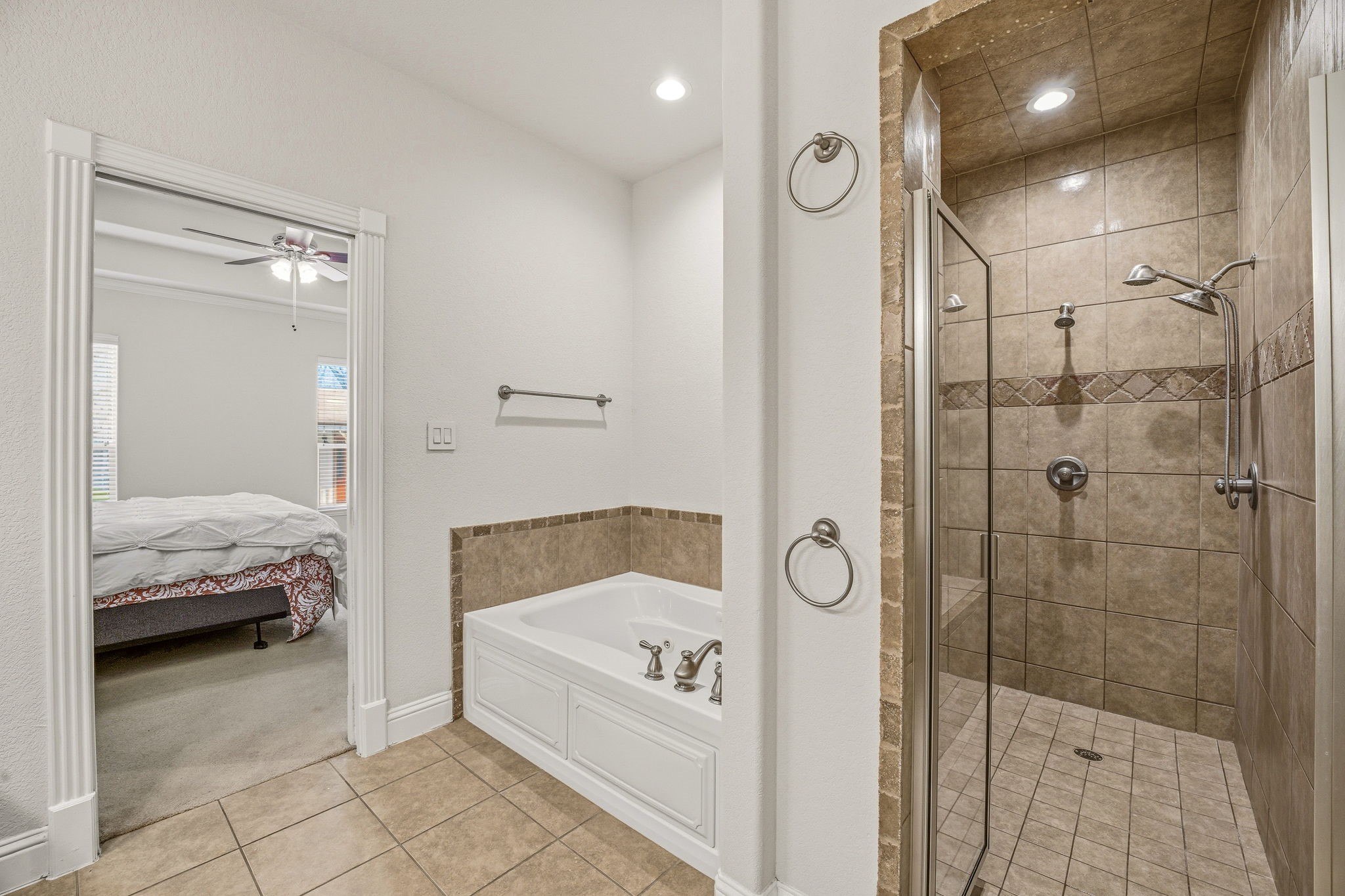 137 N Natural Spring Lane Azle TX 76020