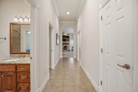 137 N Natural Spring Lane Azle TX 76020