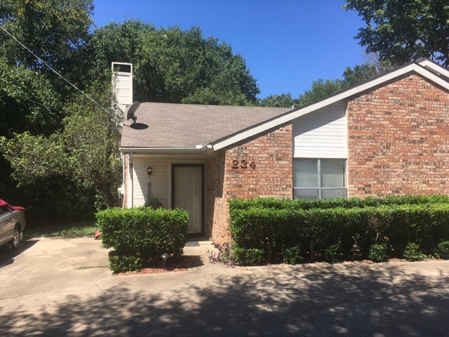 234 Country Bend Drive Duncanville TX 75137