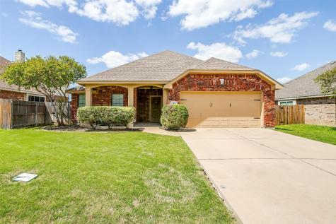 814 Cutting Horse Drive Mansfield TX 76063