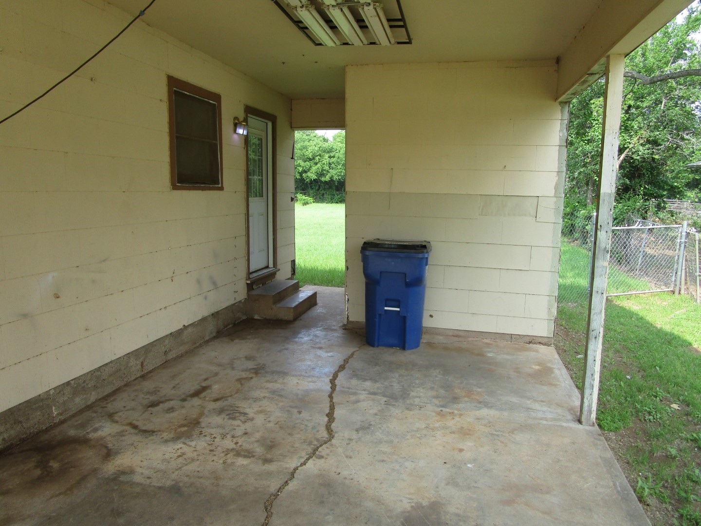 514 S Avenue C Olney TX 76374