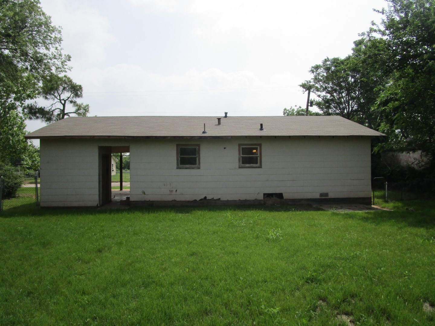 514 S Avenue C Olney TX 76374
