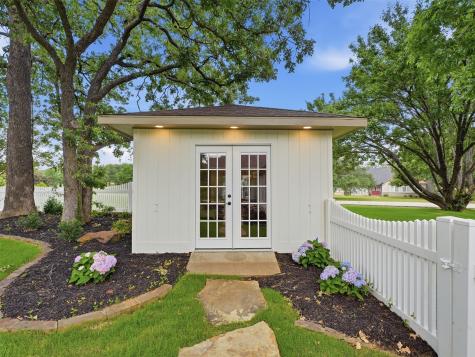 105 Meadow Oak Court Double Oak TX 75077