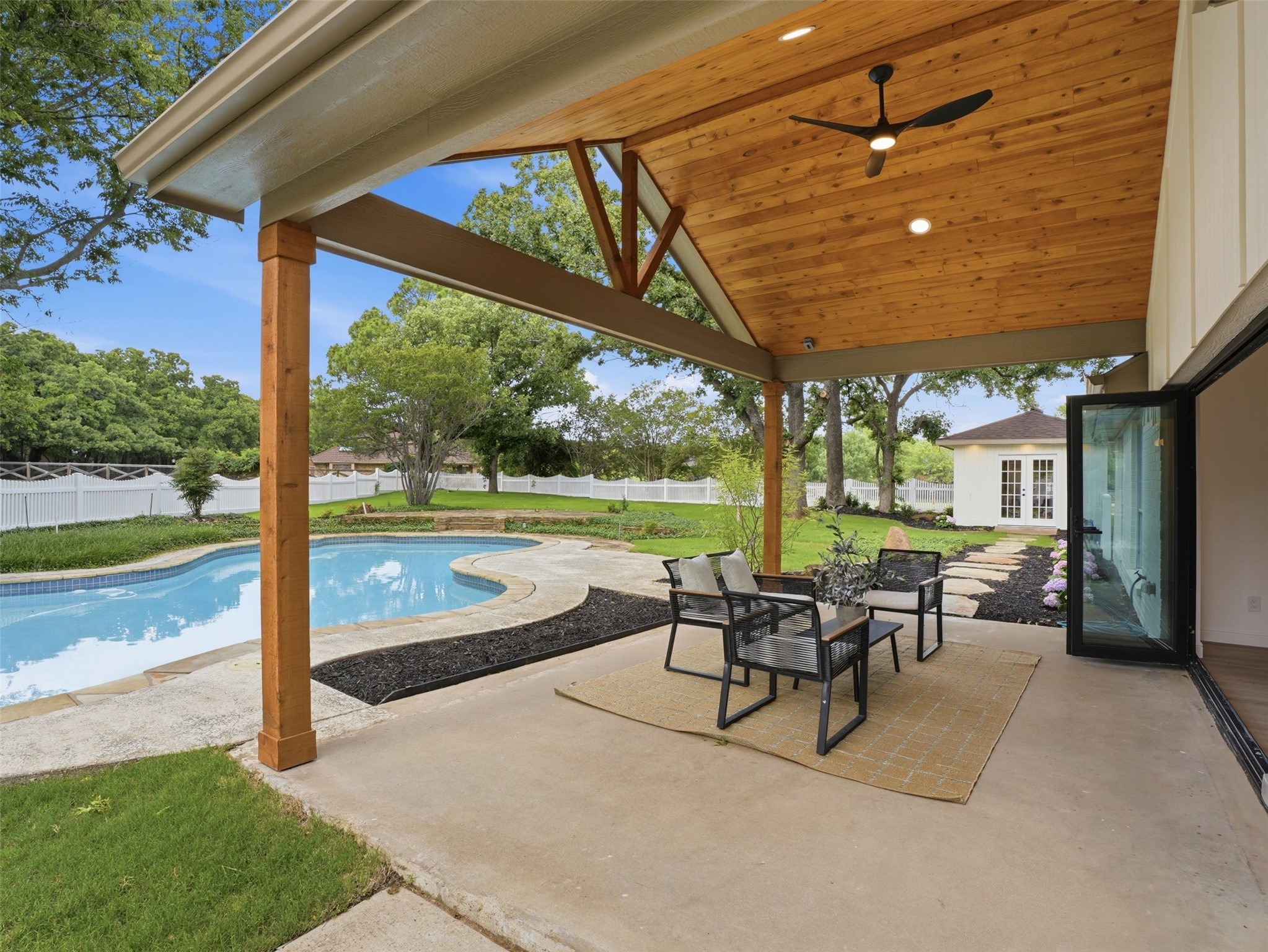 105 Meadow Oak Court Double Oak TX 75077