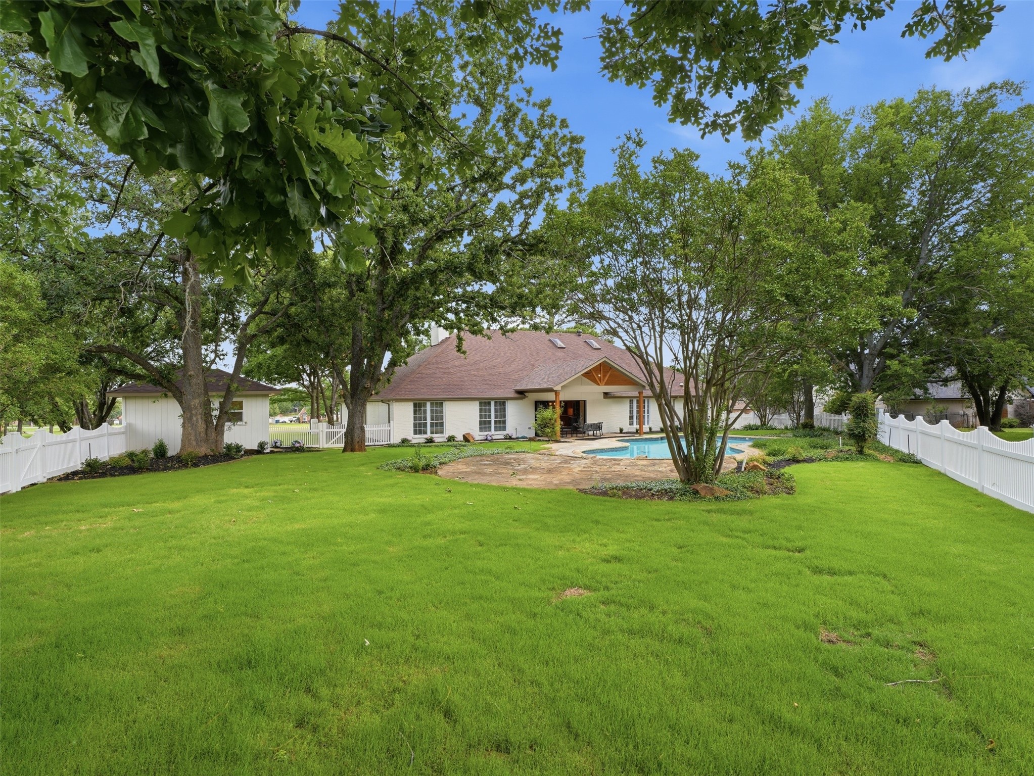 105 Meadow Oak Court Double Oak TX 75077