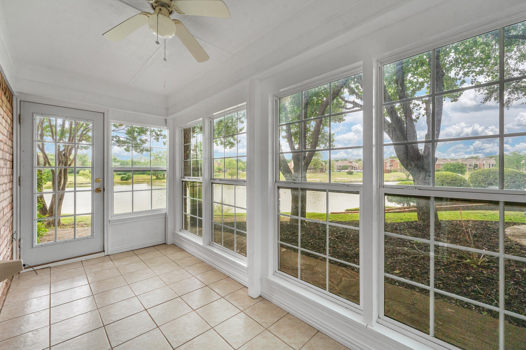 5956 River Bend Drive Benbrook TX 76132