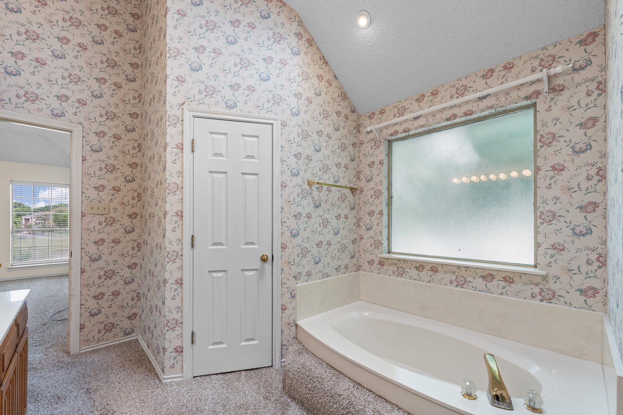 5956 River Bend Drive Benbrook TX 76132