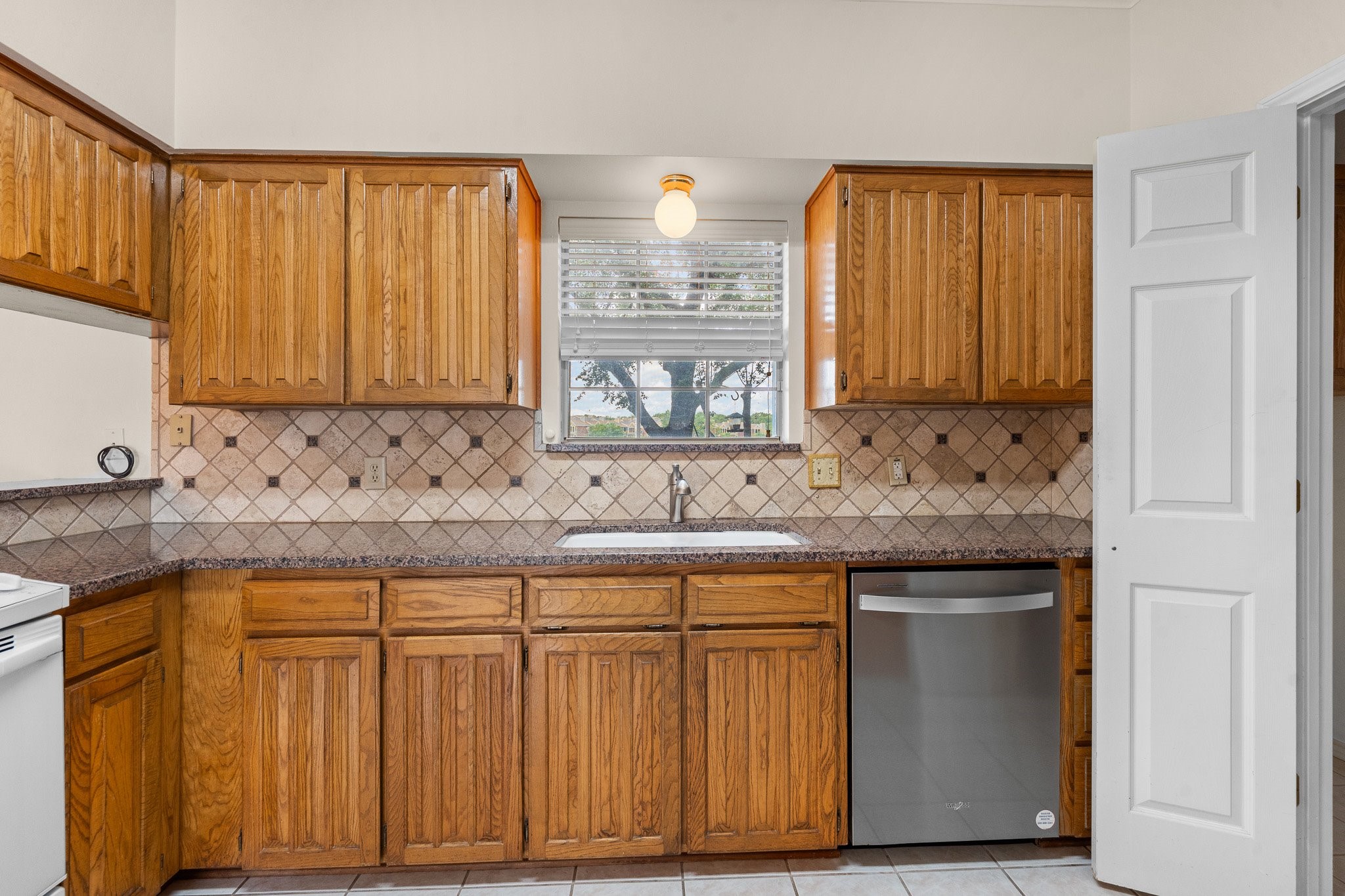 5956 River Bend Drive Benbrook TX 76132