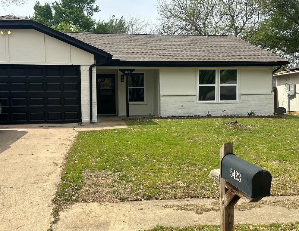 5423 Kings Manor Drive Lake Dallas TX 75065