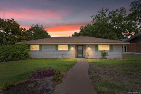 849 Arlington Drive Woodway TX 76712