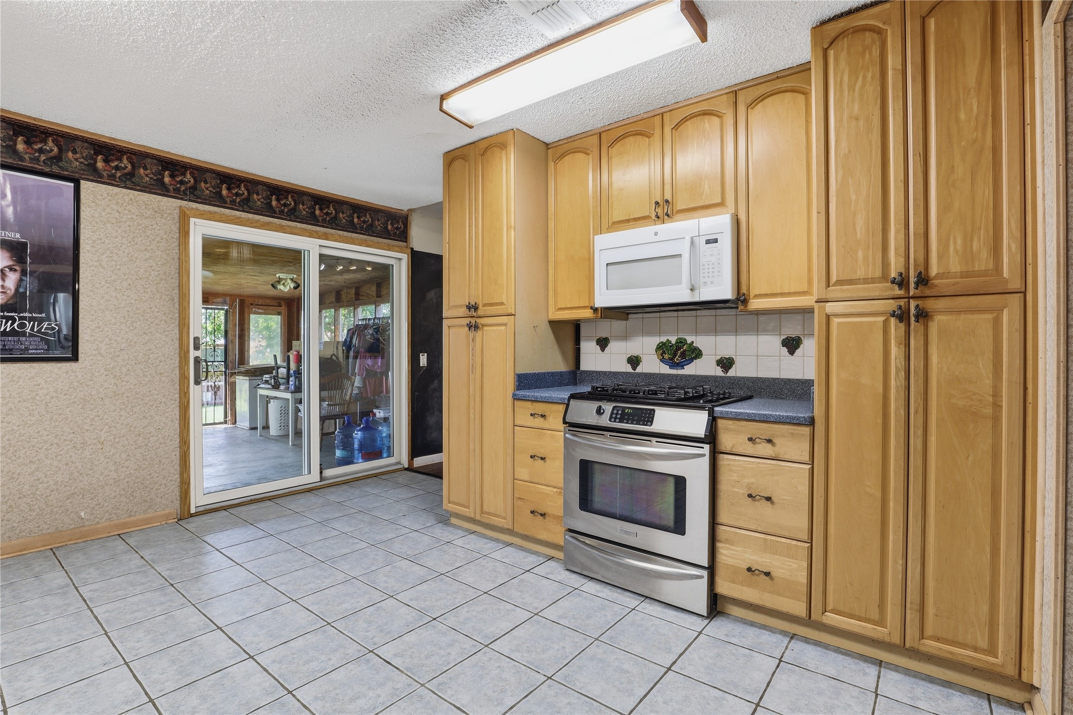 1517 Wiggins Road Maypearl TX 76064