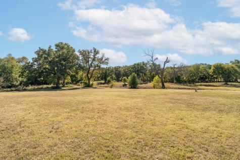 688 Private Road 1152 Stephenville TX 76401
