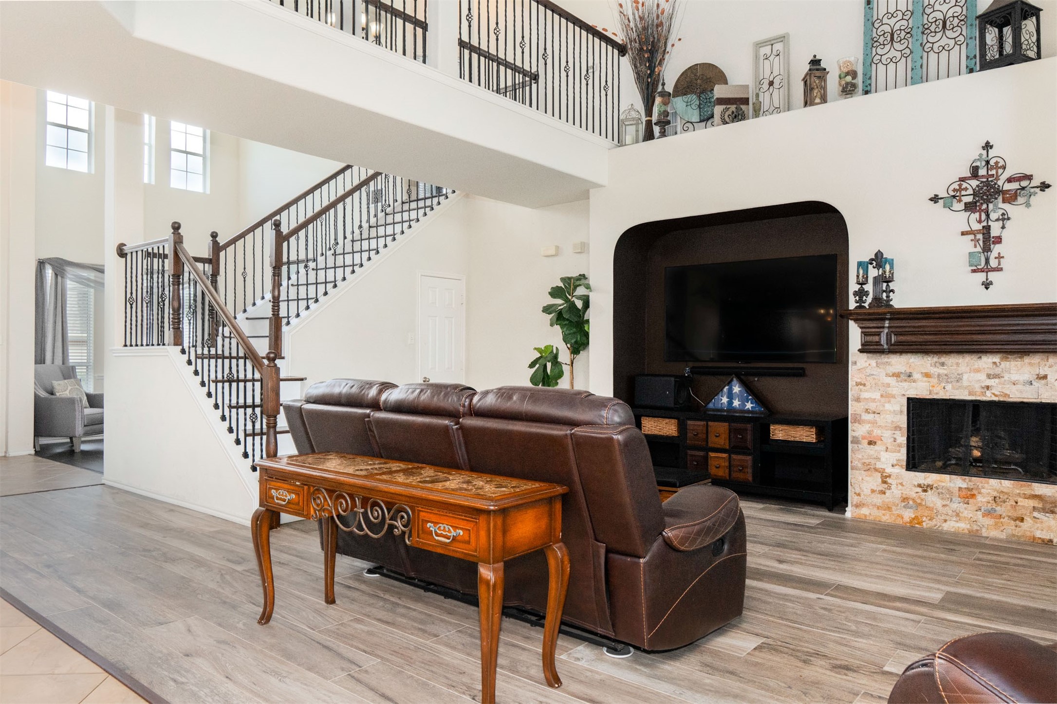 5448 Lori Valley Lane Fort Worth TX 76244