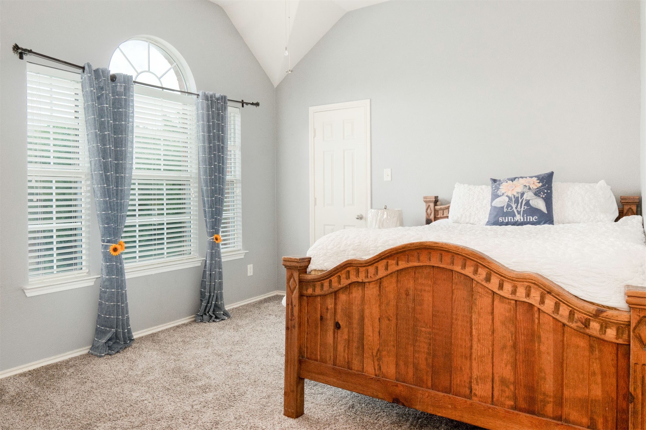 5448 Lori Valley Lane Fort Worth TX 76244