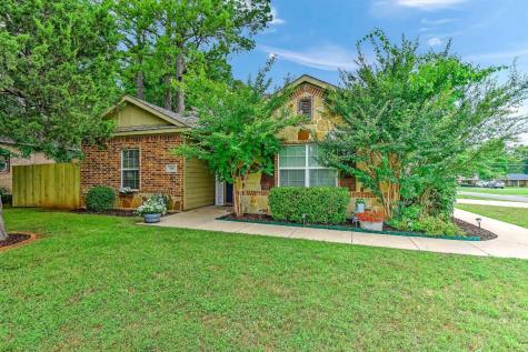 300 Franklin Avenue Pottsboro TX 75076