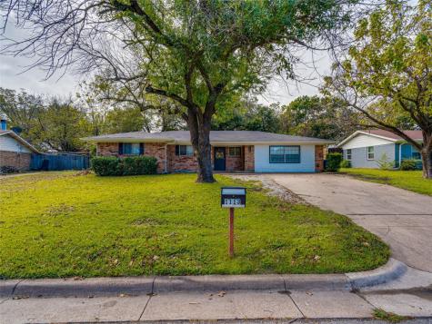 1113 S Carlton Street Ennis TX 75119