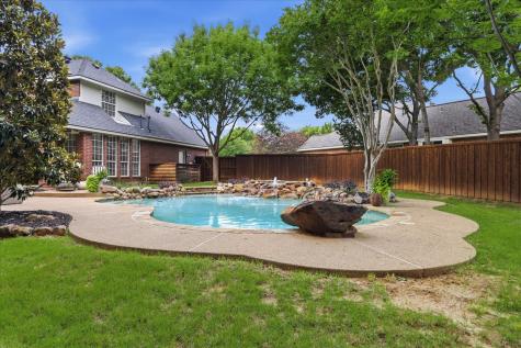4200 Blue Grass Court Flower Mound TX 75028