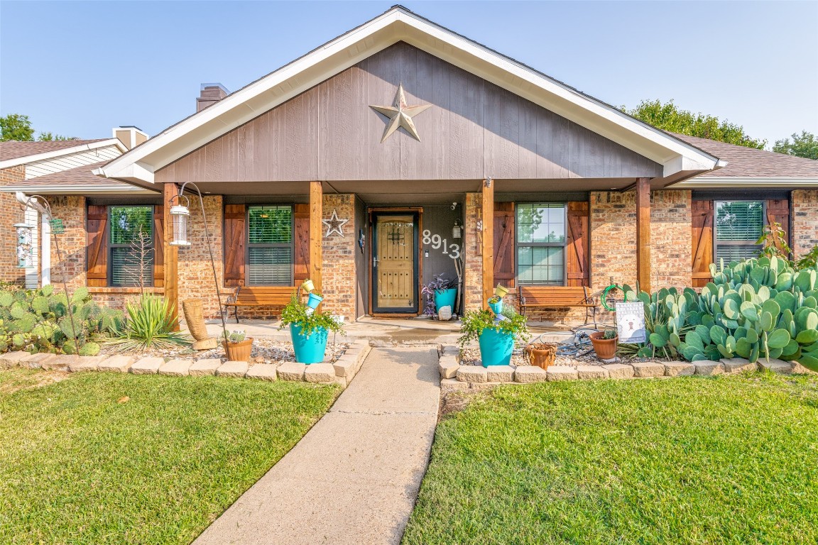 8913 Davis Street Rowlett TX 75088