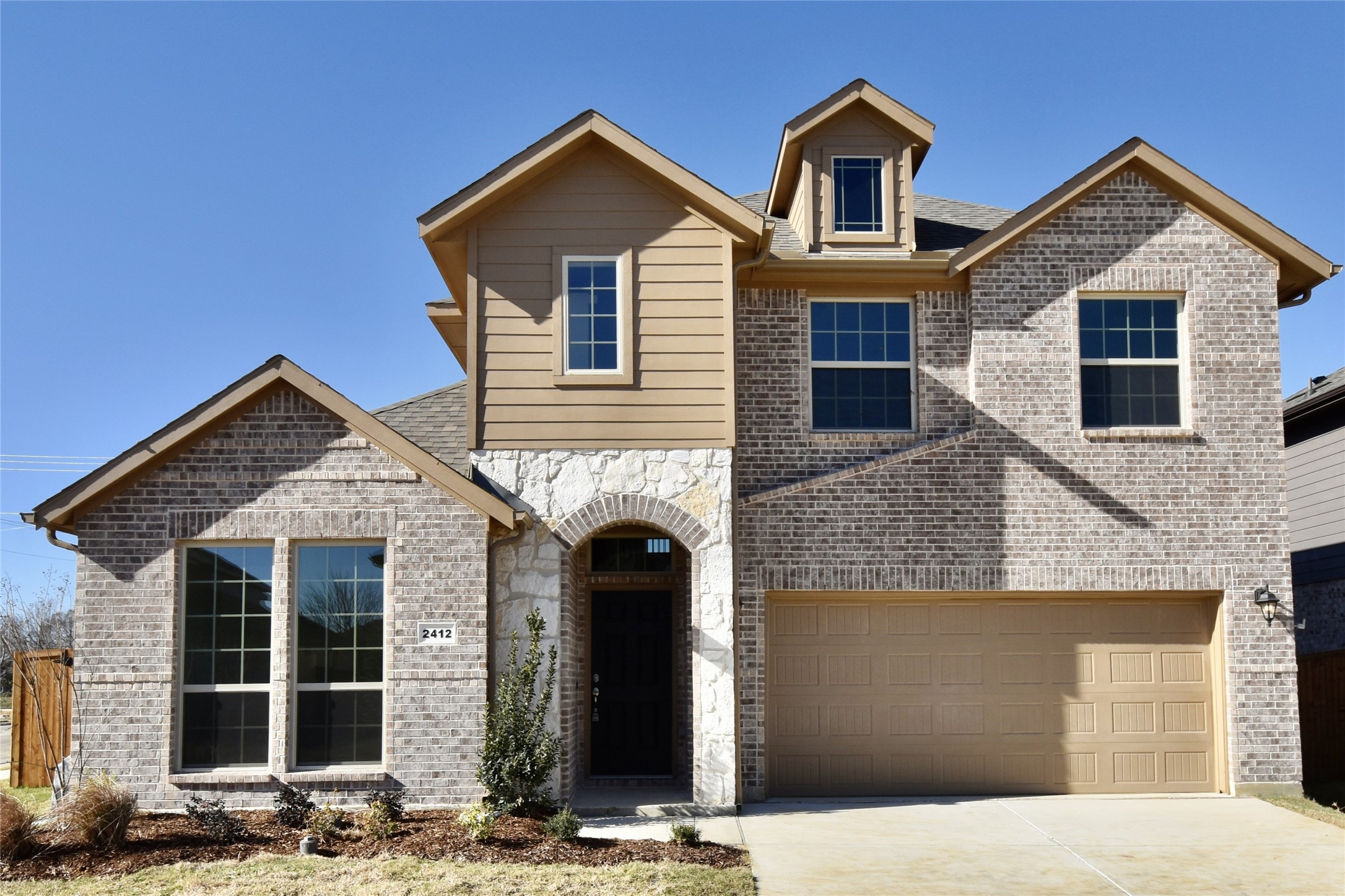 2412 Glasgow Way Denton TX 76207