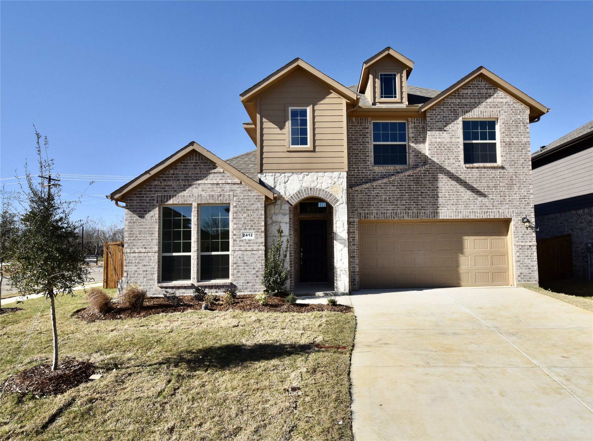 2412 Glasgow Way Denton TX 76207