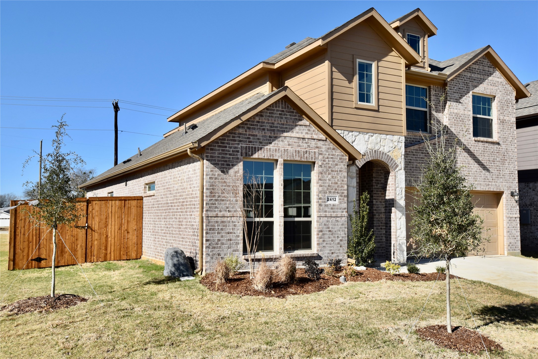 2412 Glasgow Way Denton TX 76207