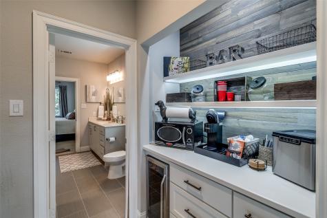 6820 Southridge Drive Dallas TX 75214