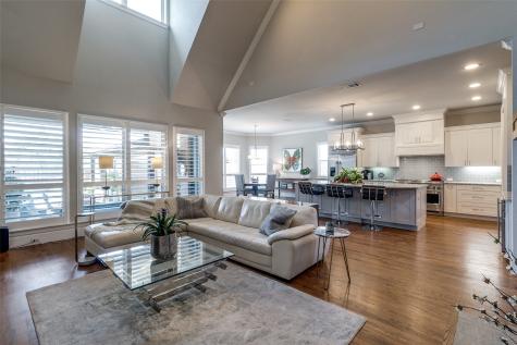 6820 Southridge Drive Dallas TX 75214
