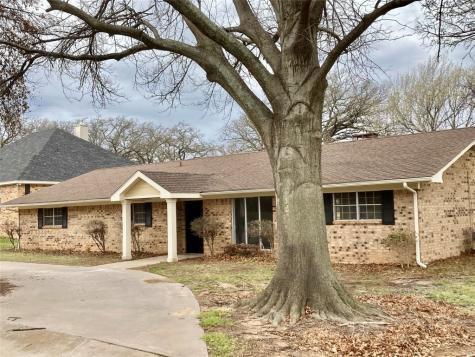 204 Carolyn Road Nocona TX 76255