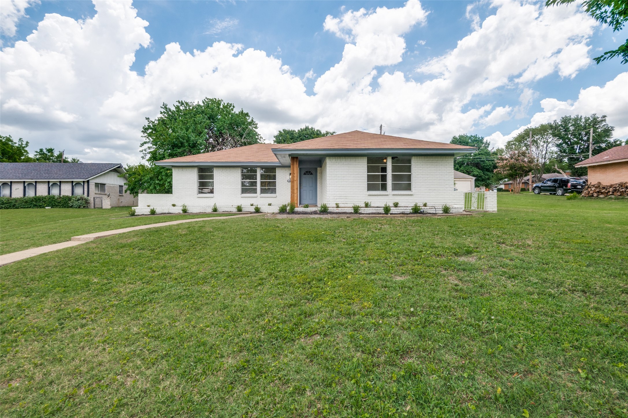 3552 Rio Grande Circle Dallas TX 75233