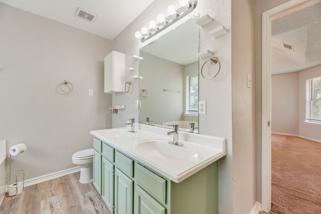 5610 Eagle Rock Road Arlington TX 76017