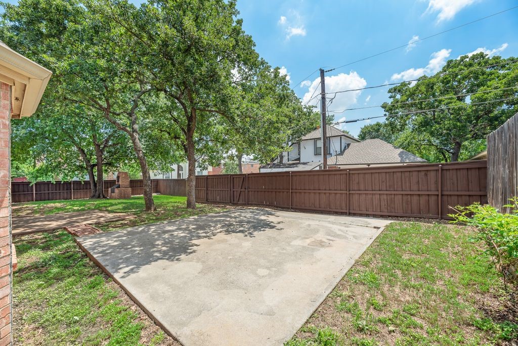 5610 Eagle Rock Road Arlington TX 76017