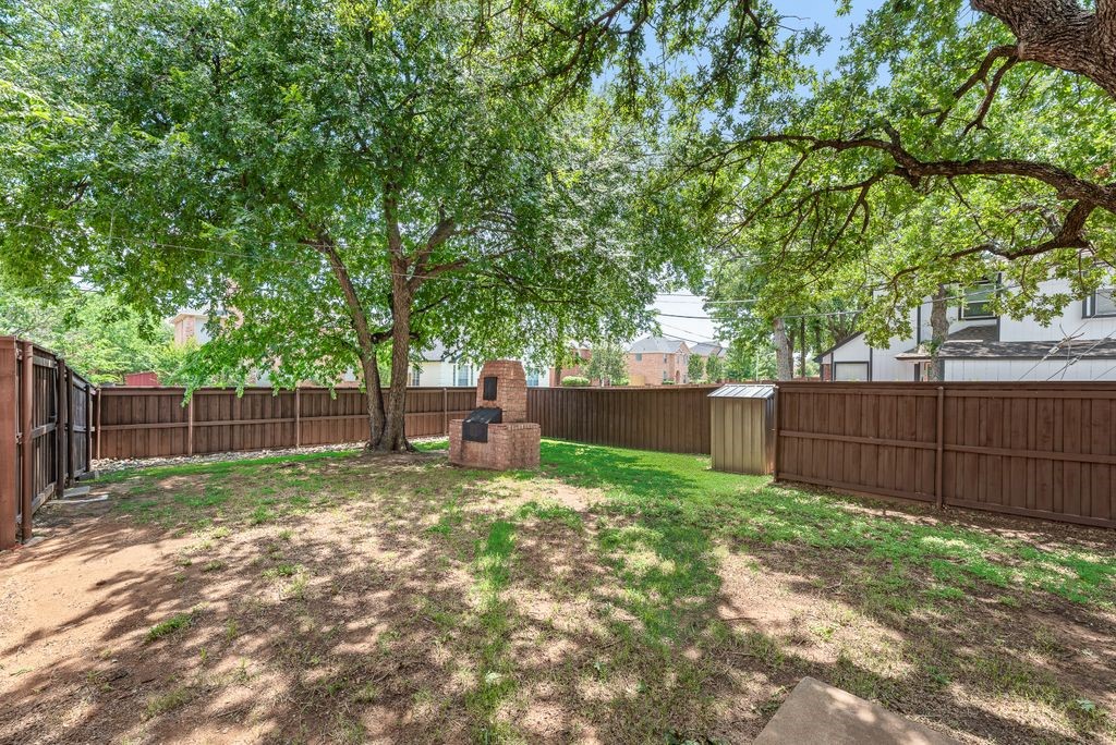 5610 Eagle Rock Road Arlington TX 76017