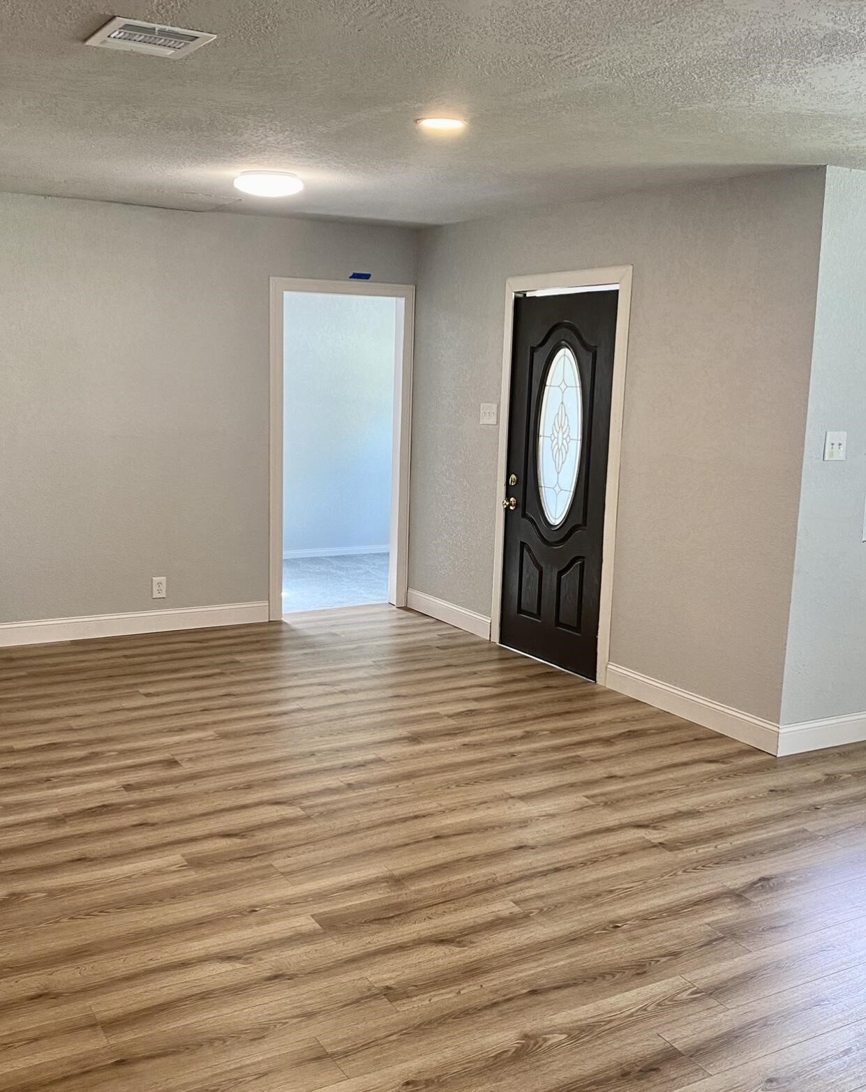1574 Madrid Street Dallas TX 75216