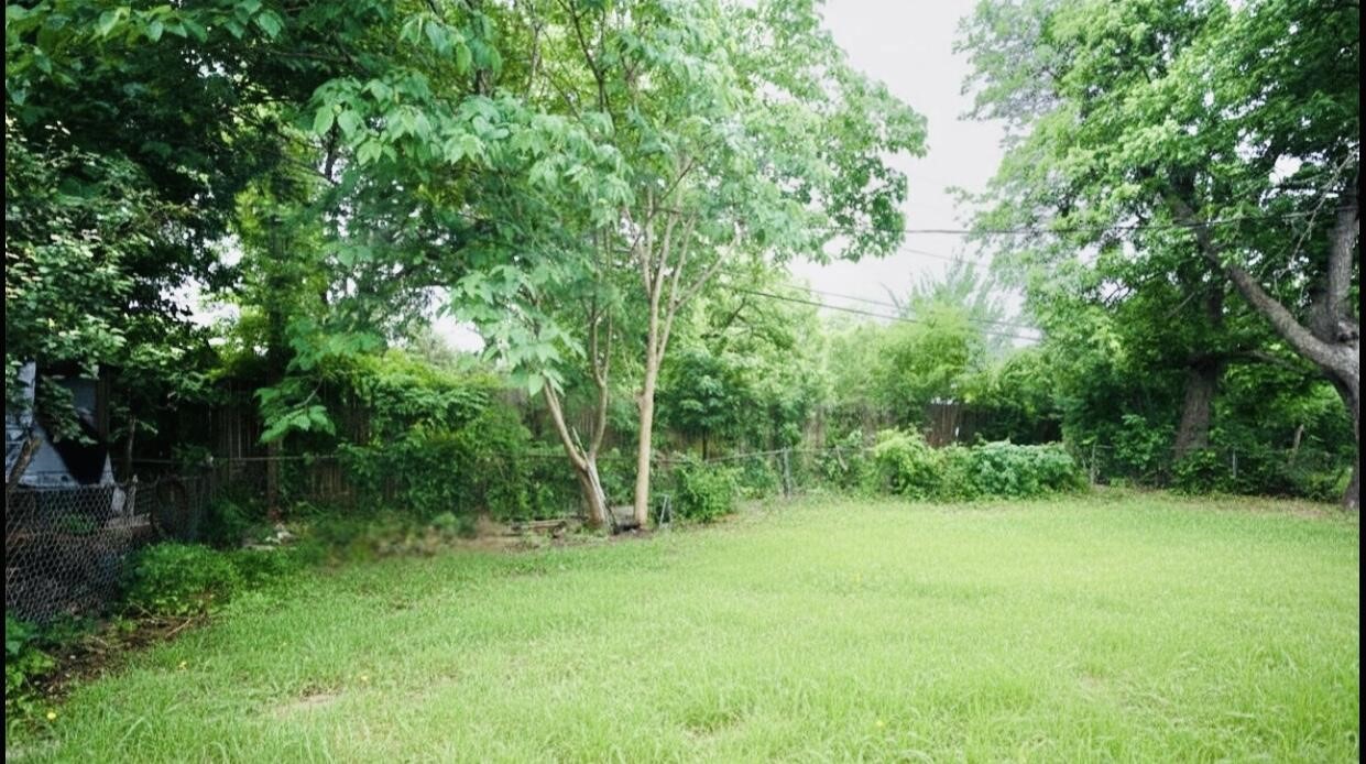 1574 Madrid Street Dallas TX 75216