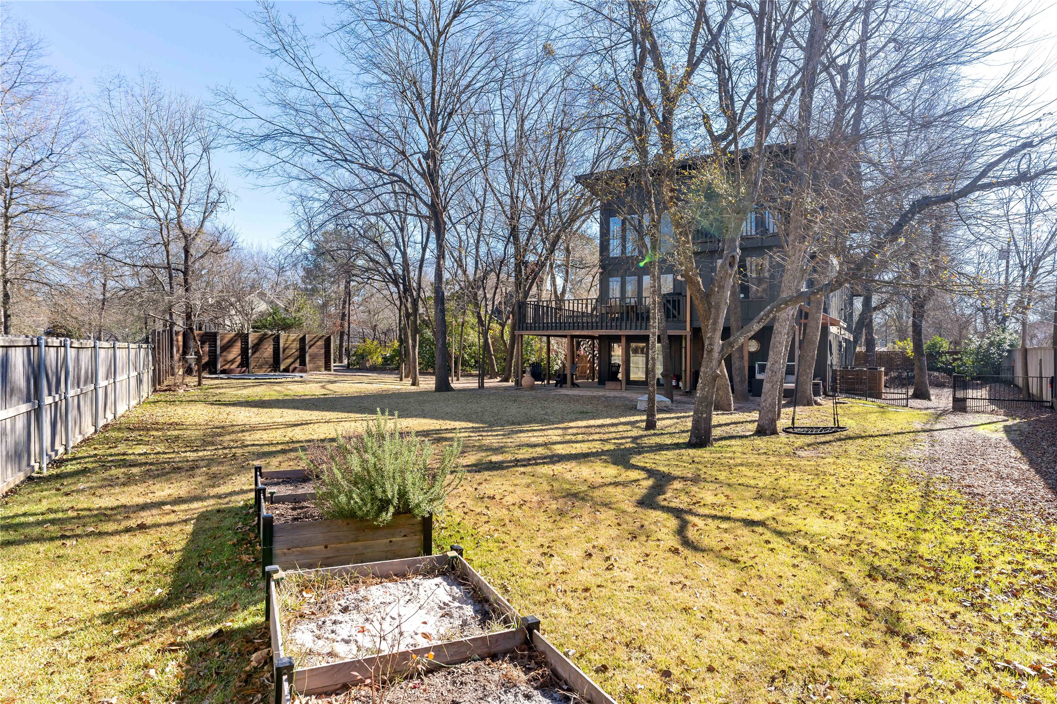 3155 Abbott Paris TX 75460