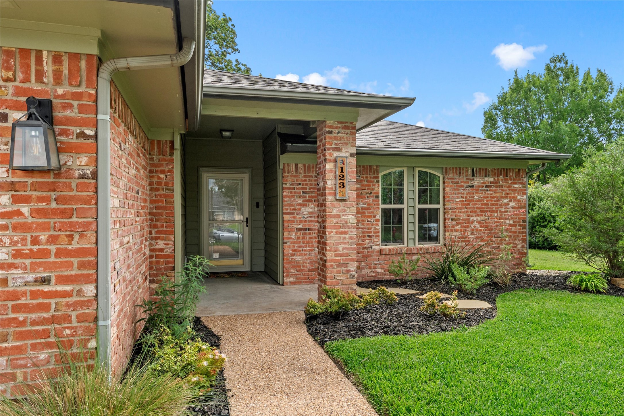 123 Marylee Drive Hewitt TX 76643