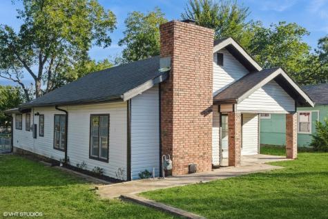 1113 Sanders Street Bowie TX 76230