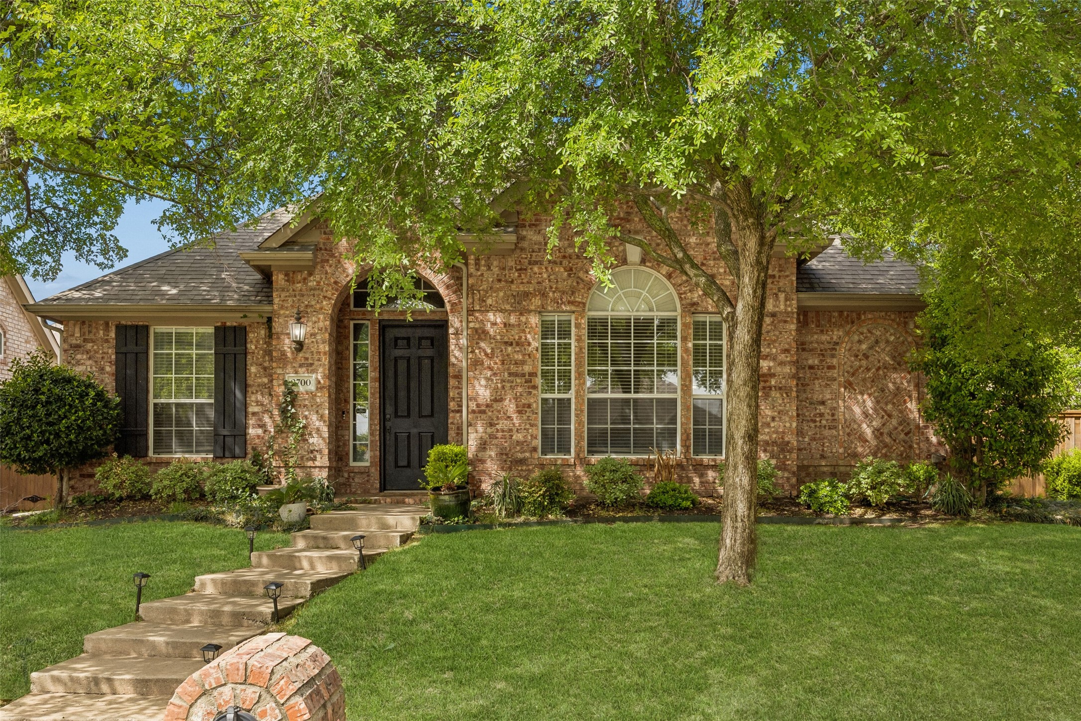 2700 Black Canyon Drive Mckinney TX 75072