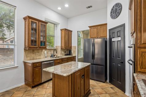 2700 Black Canyon Drive Mckinney TX 75072