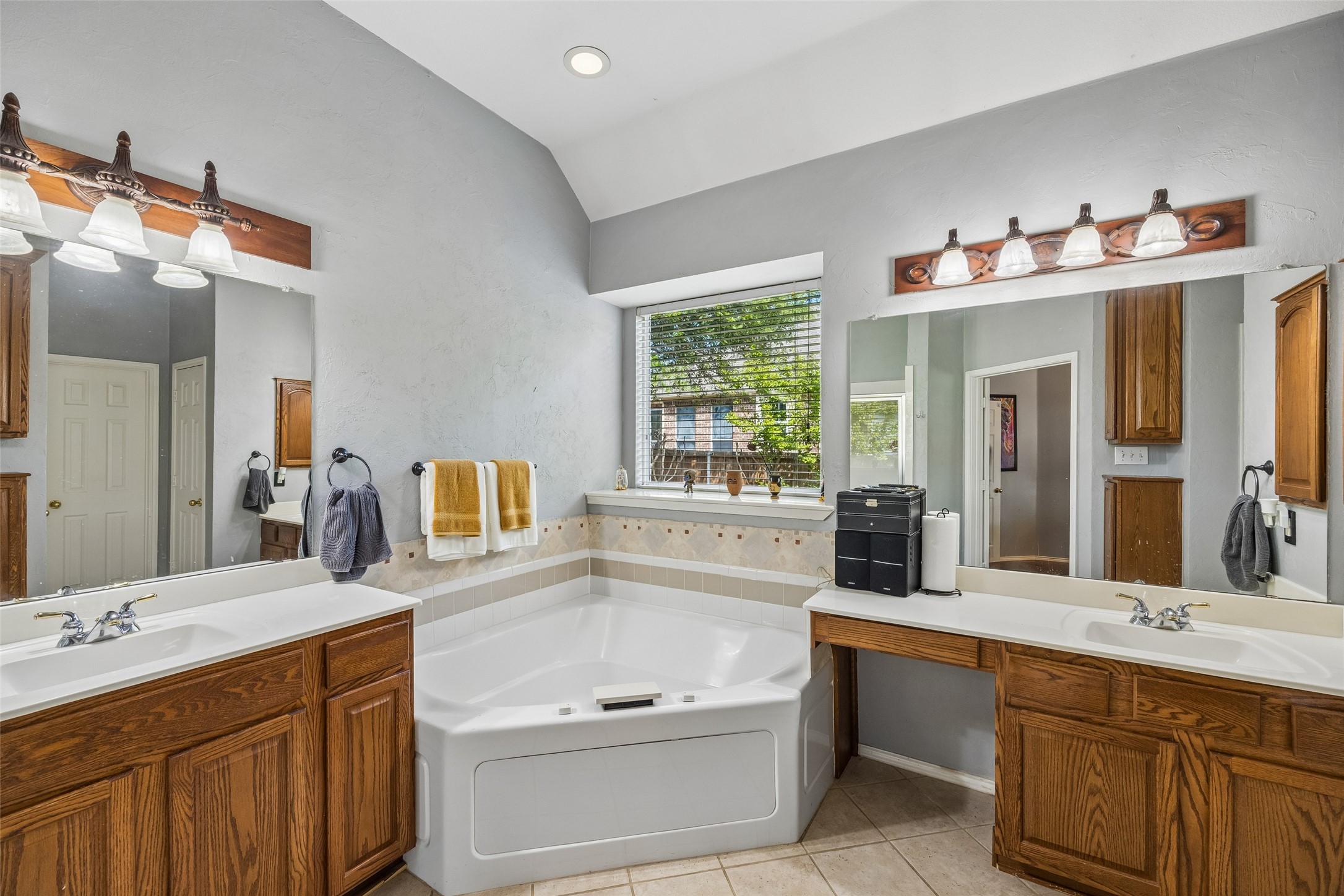 2700 Black Canyon Drive Mckinney TX 75072