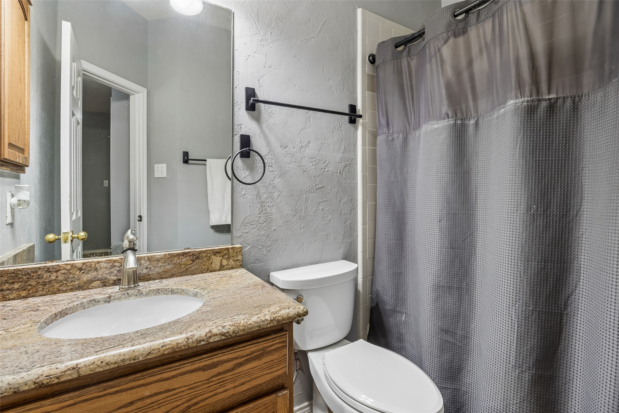 2700 Black Canyon Drive Mckinney TX 75072